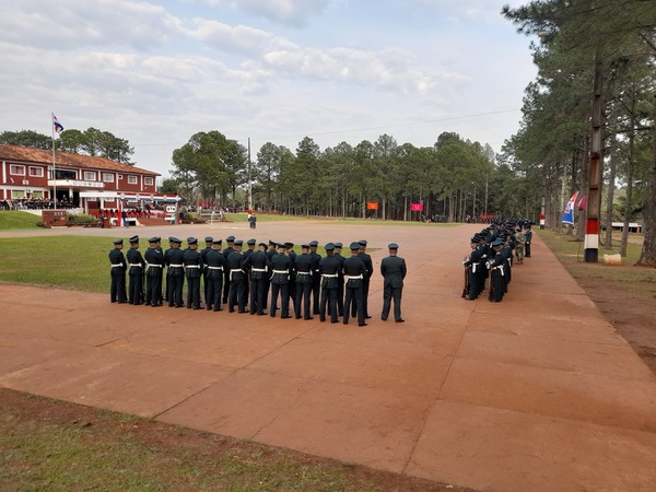 El COMISOE rinde homenaje al Ejército Paraguayo