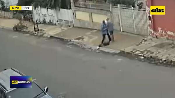 Video: Detuvieron a presunto adicto que había asaltado a anciano - ABC Noticias - ABC Color