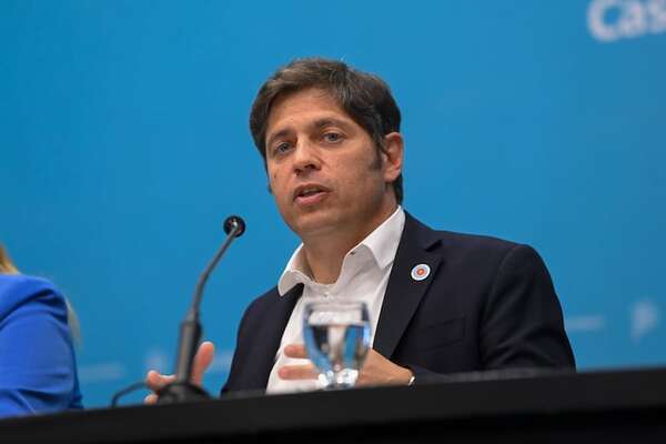 El gobernador de Buenos Aires culpa a Milei por perder la planta de GNL proyectada por YPF - Mundo - ABC Color