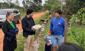 La calidez de "Abrigando Corazones II" llegó al hospital Regional y el barrio Primero de Marzo - OviedoPress