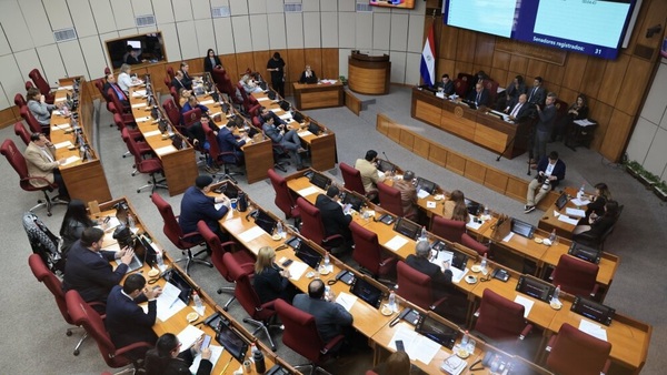 Senado aprobó aumentar hasta 28 años de cárcel la pena por abuso sexual infantil
