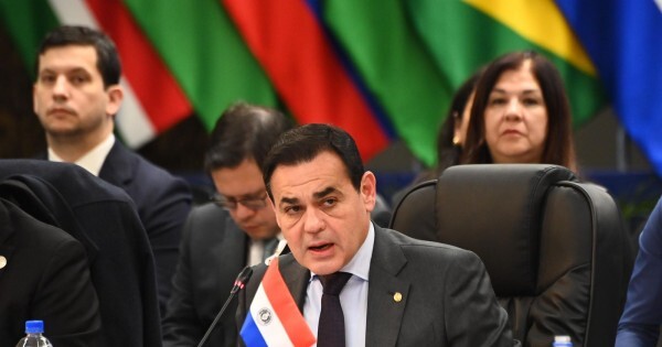 Paraguay se une a EE.UU. contra Maduro y Lezcano dice que hay "señales claras" de fraude