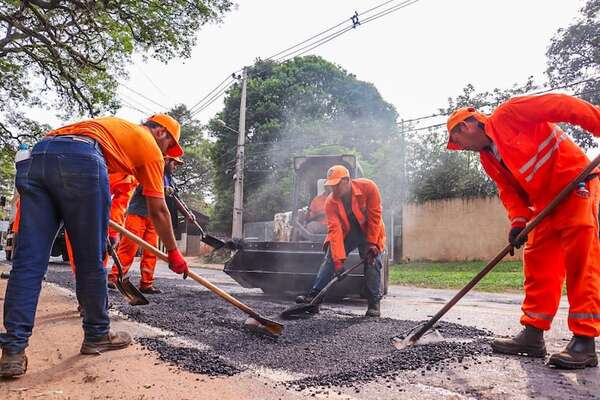 Luque: vendían asfalto de Municipalidad, mientras calles están en estado crítico - Nacionales - ABC Color