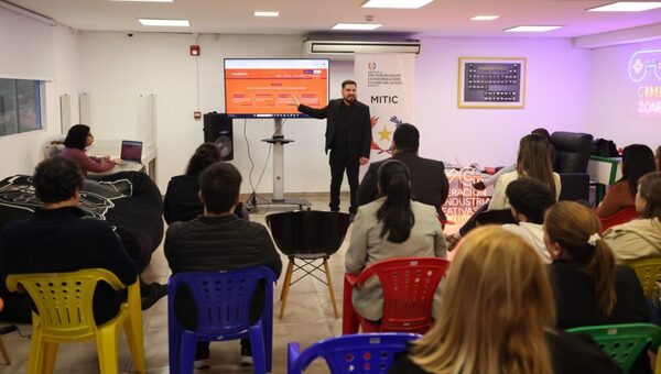 MITIC impulsa transformación digital del sector creativo paraguayo con CONECTIVO - .::Agencia IP::.