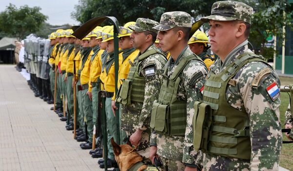 El Comando Logístico celebra 44 años de creación - .::Agencia IP::.