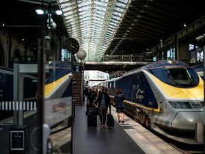 Interrumpido el tráfico de trenes de alta velocidad entre París y Lyon por las tormentas - .::Agencia IP::.