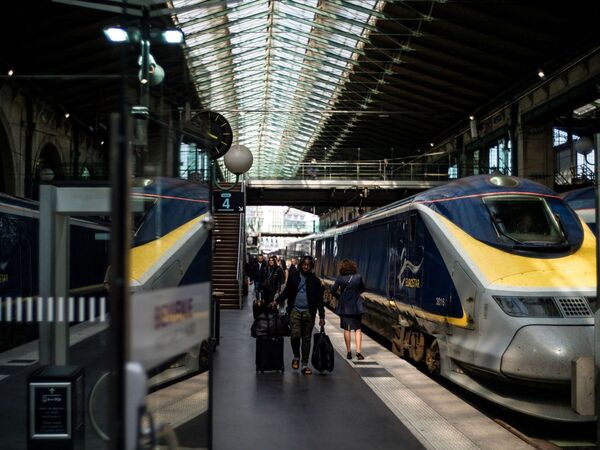 Interrumpido el tráfico de trenes de alta velocidad entre París y Lyon por las tormentas - .::Agencia IP::.