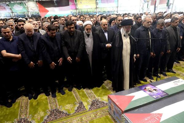 Líder supremo de Irán preside funeral de Ismail Haniyeh, jefe político de Hamás - Mundo - ABC Color