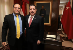 Honor Colorado oficializó el pase del senador Mario Varela a sus filas