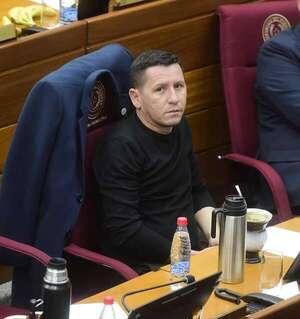 Expulsan a “Chaqueñito” Vera de la bancada de Honor Colorado - Política - ABC Color
