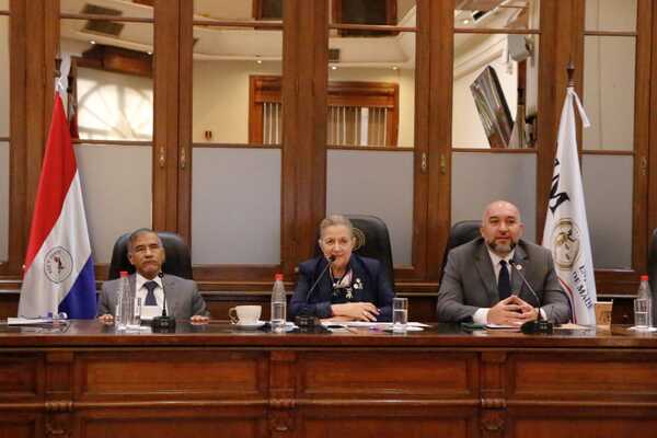 Jurado inicia investigación formal contra dos jueces denunciados por la Corte - Judiciales.net