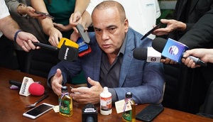 Presidente del Senado niega uso de camioneta narco y habla de convenio con Seprelad
