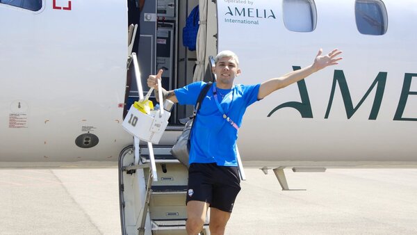 La Albirroja se instala en Marsella