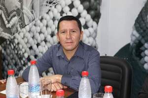 Javier “Chaqueñito” Vera es expulsado de la bancada de Honor Colorado - trece