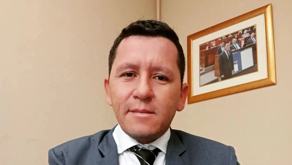 Expulsan a “Chaqueñito” Vera de la bancada de Honor Colorado - Noticiero Paraguay