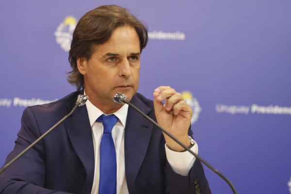 Lacalle Pou dijo que Maduro no muestra sus actas de victoria porque "es obvio que algo raro hay" - Megacadena - Diario Digital
