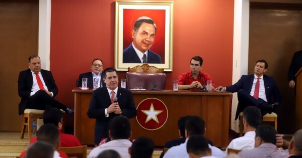 La dirigencia revive las coordinadoras coloradas para blindarse de los despidos y negociar con Peña