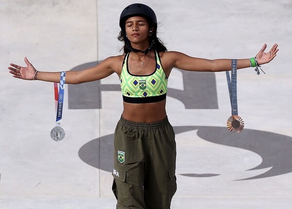 Rayssa Leal proclama en lenguaje de señas «Jesús es el camino, la verdad y la vida» tras ganar medalla en París 2024