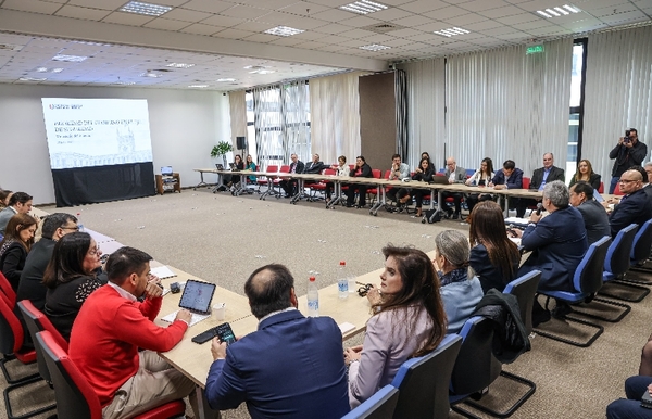 Seguridad, desarrollo social y economía son prioridades del Gobierno del Paraguay - .::Agencia IP::.