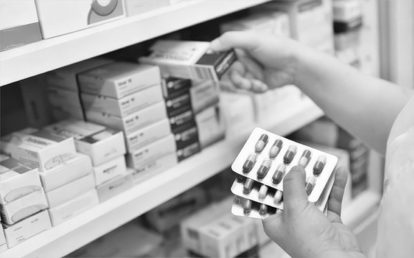 La cruda realidad de los medicamentos oncológicos: entre la escasez y la sobrefacturación