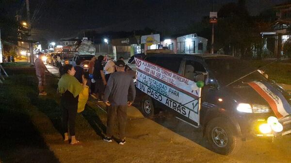 Sanlorenzanos hacen caravana a favor de bomberos de Reducto - Nacionales - ABC Color