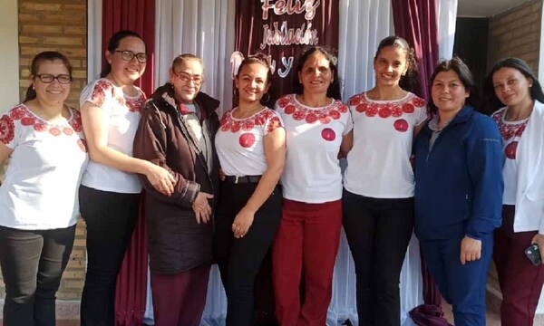 Emotiva despedida a docentes jubiladas tras 29 años de servicio en Misiones – Prensa 5