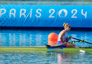 Xenia pasa primera eliminatoria atlética y Alejandra gana final D de remo