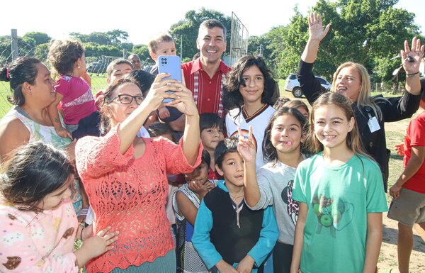 Más de 700 casas entregadas: “Vamos a seguir trabajando para que no falte viviendas en el Paraguay” - .::Agencia IP::.