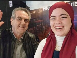 Cancillería renovó contrato a hija de Yamil Esgaib · Radio Monumental 1080 AM
