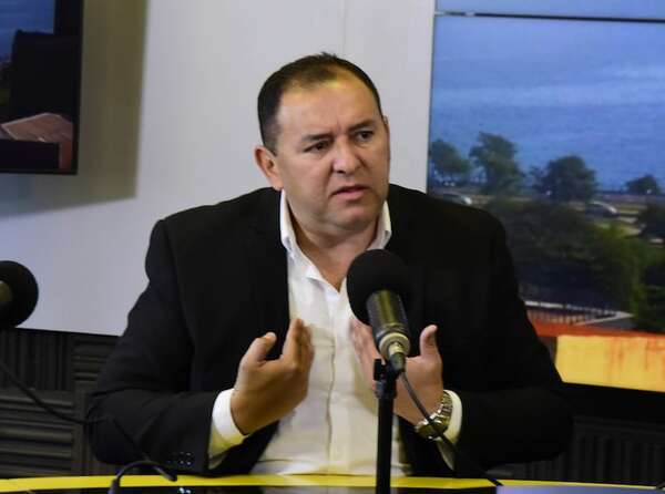Líder Amarilla “no está obligado” a dar explicaciones sobre vínculos con presunto narco, según Chase - Política - ABC Color