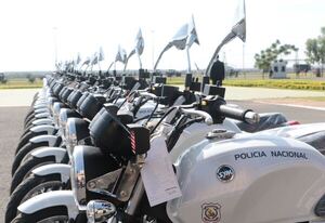 Gobernación de Guairá entrega 25 motocicletas a la Policía para tareas preventivas - .::Agencia IP::.