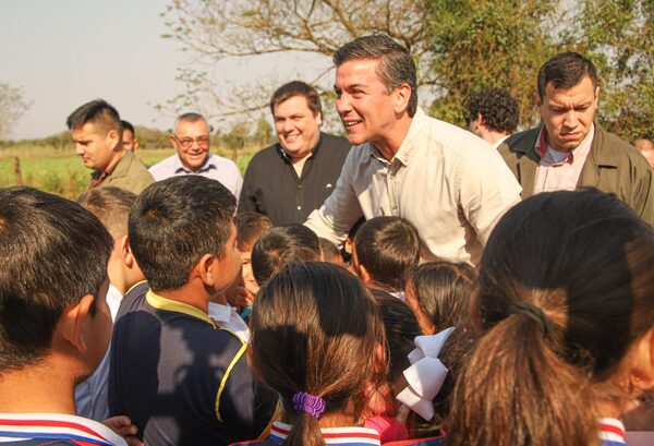 Presidente valora potencial de la yerba mate como rubro que impacta en la economía de los pequeños productores - .::Agencia IP::.