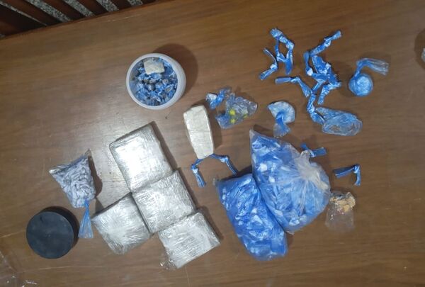 Requisan drogas y armas de reclusos que estaban de fiesta