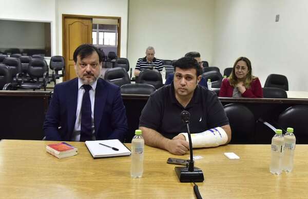 Príncipe Di Savoia: condenan a Óscar González Chaves por lavado de dinero - Nacionales - ABC Color