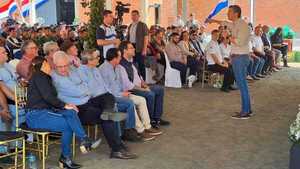 Peña defiende nuevo contrato a hija de Esgaib: "Hace un trabajo excelente"