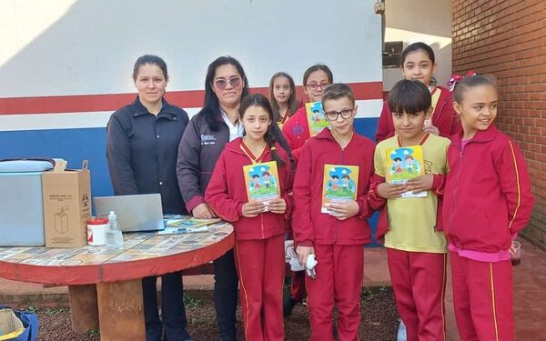 Alto Paraná: aplican dosis de vacuna contra el Virus de Papiloma Humano a niñas y varones