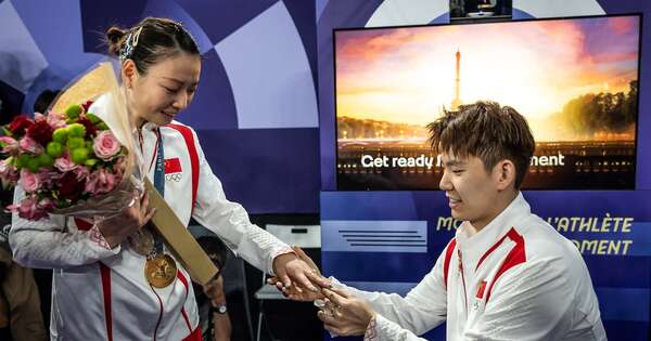 La Nación / Jugadora china de bádminton recibió el oro... y pedido de matrimonio