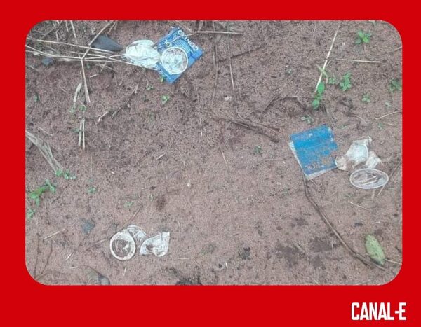 VECINOS ESTÁN HARTOS DE UNA PAREJA QUE TIENEN SEXO POR LA CALLE DEL BARRIO