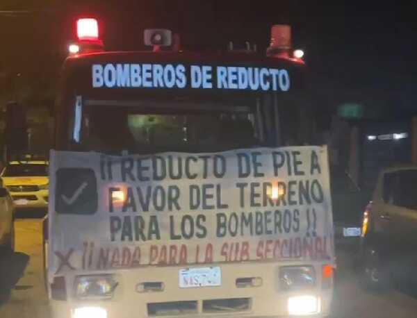 Con caravana piden el 100 % del terreno municipal para bomberos de Reducto - San Lorenzo Hoy