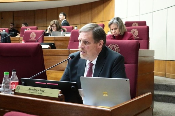 Chaqueñito, cada vez más complicado: Podría perder investidura si se comprueba que estuvo con menores - ADN Digital