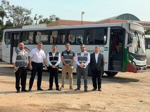 Comitiva del Viceministerio de Transporte visitó instalaciones de la línea 11 - .::Agencia IP::.