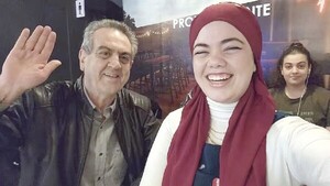 "Esta joven es excelente", dijo Santi por la nepobaby del diputado colorado Yamil Esgaib