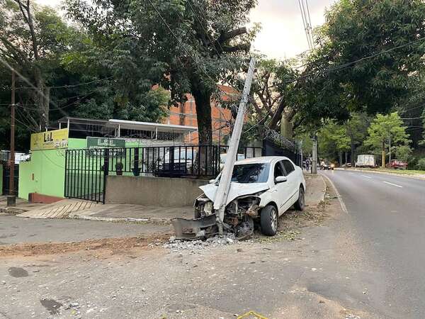 Mariscal López: dos accidentes de tránsito en límite entre Asunción y Fernando de la Mora - Policiales - ABC Color
