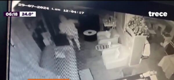 (VIDEO)Detienen a ladrón “chuchi” de escuelas