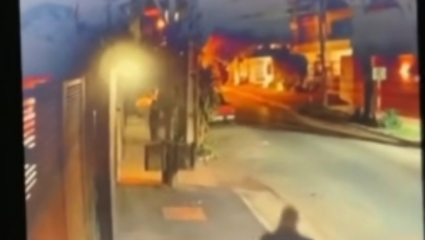 (VIDEO)Guardia mató a ladrón que robó un café dentro de supermercado