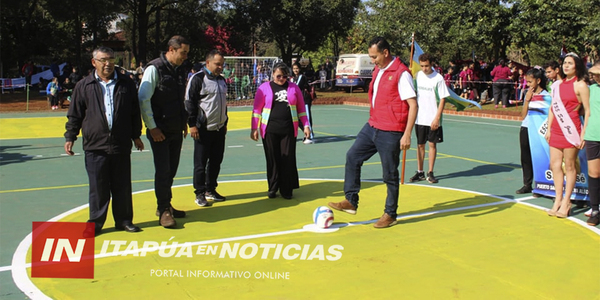 INAUGURARON PISTA DEPORTIVA EN COLEGIO DE NVA. ALBORADA - Itapúa Noticias