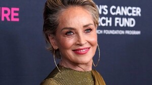 Sharon Stone recibe en Turquía el primer premio Icono Internacional de los Globos de Oro