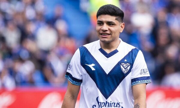 [VIDEO] ¡Qué pedazo de gol hizo Claudio Aquino para Vélez!