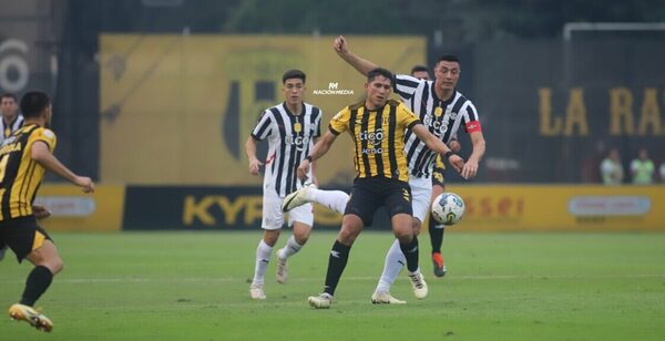 Versus / Guaraní y Libertad firman un empate sin goles pese a que generaron bastante