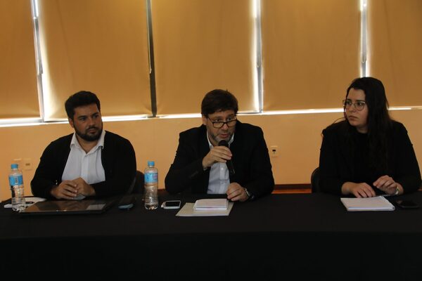 Experto uruguayo resalta trabajo del MIC para el sector emprendedor y de mipymes - .::Agencia IP::.